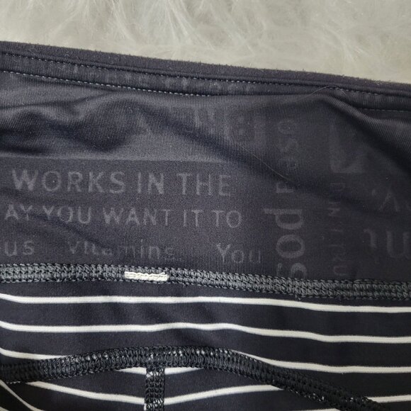 Lululemon Speed Tight II Parallel Stripe Black White Leggings 6 - Picture 13 of 13